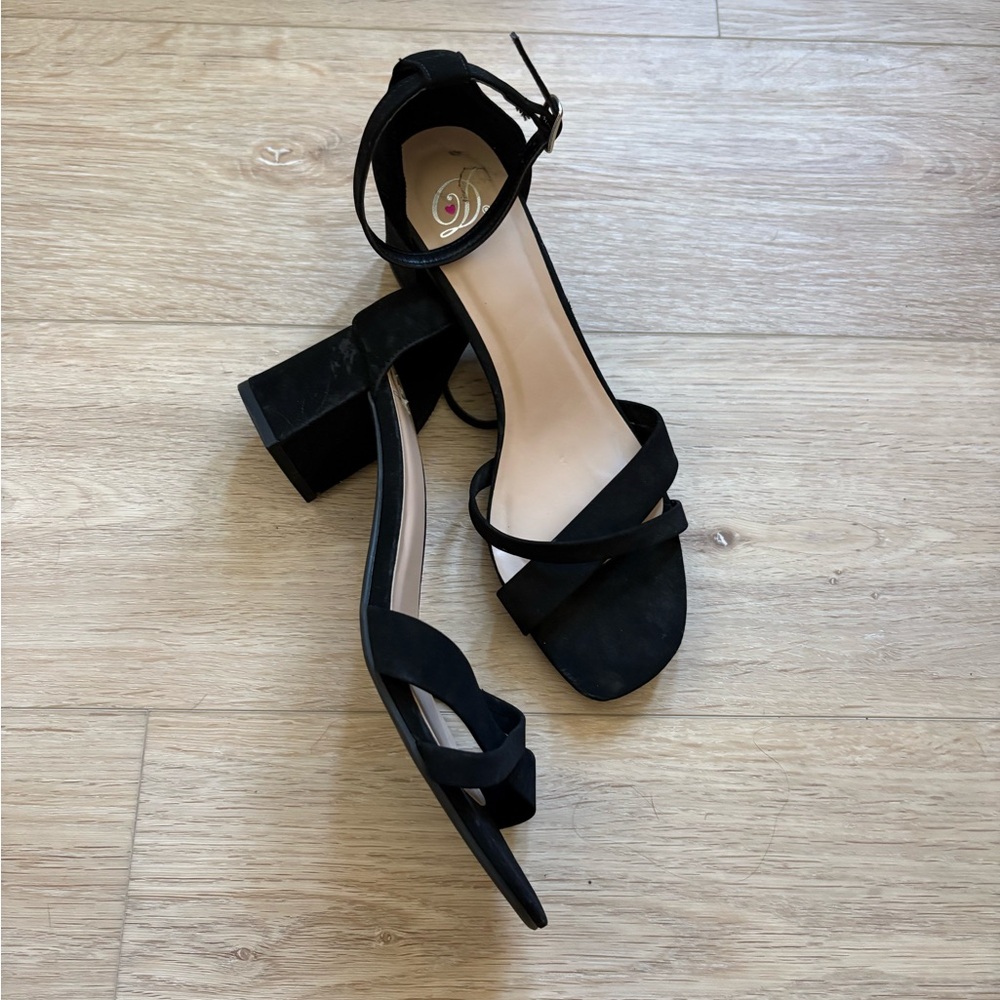 Black Ankle-Strap Block Heel Sandals Size 6